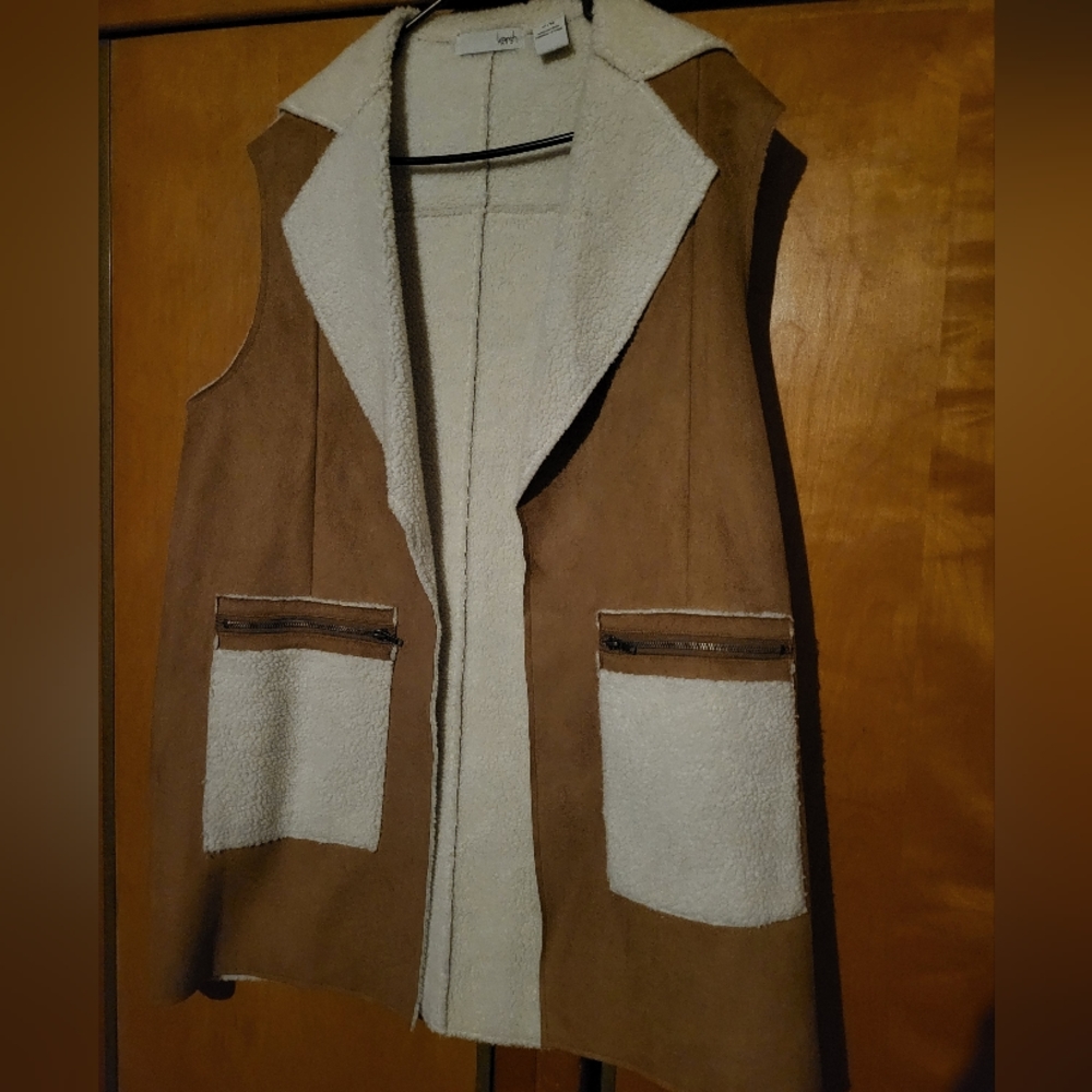 Sherpa vest